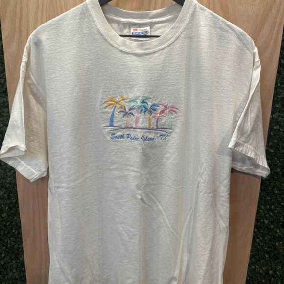Hanes Heavyweight White Embroidered Palm Tree T-Shirt - Picture 1 of 4